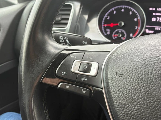 Volkswagen Golf - Afbeelding 15 van 28