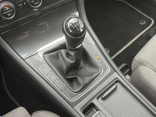 Volkswagen Golf - Afbeelding 19 van 28