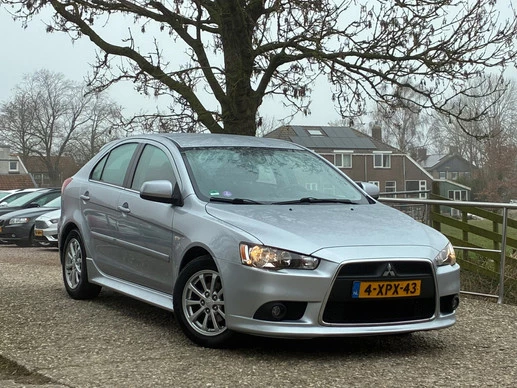 Mitsubishi Lancer - Afbeelding 1 van 17