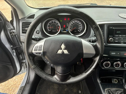 Mitsubishi Lancer - Afbeelding 12 van 17