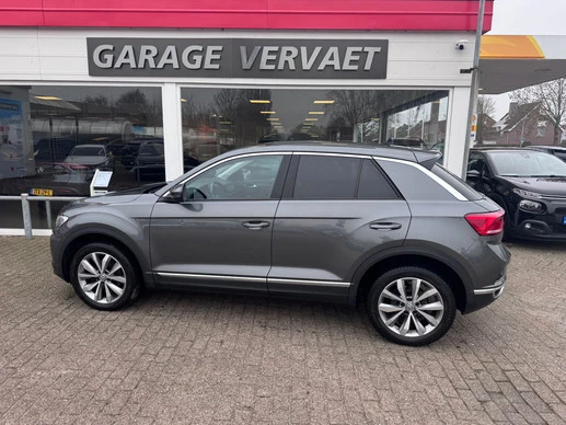 Volkswagen T-Roc - Afbeelding 1 van 24