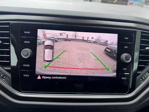 Volkswagen T-Roc - Afbeelding 18 van 24