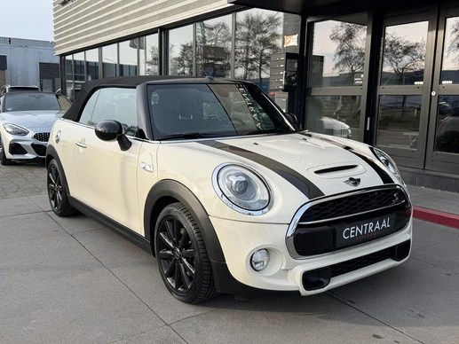 MINI Cooper S Cabrio - Afbeelding 24 van 30