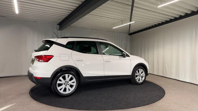 SEAT Arona - Afbeelding 8 van 30
