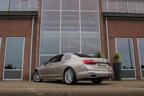 BMW 7 Serie - Afbeelding 4 van 30