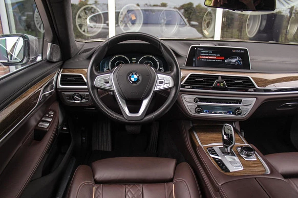 BMW 7 Serie - Afbeelding 10 van 30