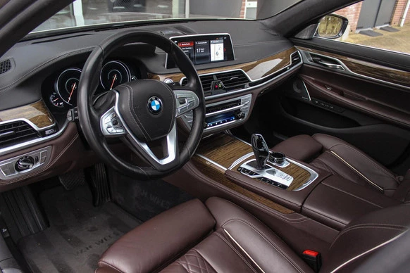 BMW 7 Serie - Afbeelding 12 van 30