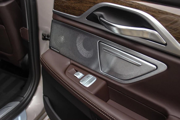 BMW 7 Serie - Afbeelding 21 van 30
