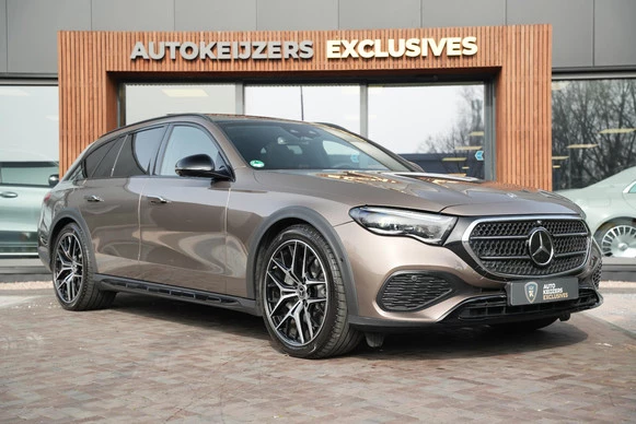 Mercedes-Benz E-Klasse - Afbeelding 1 van 30