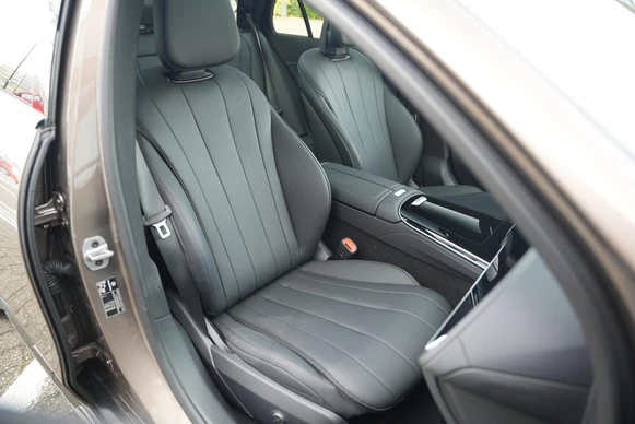 Mercedes-Benz E-Klasse - Afbeelding 23 van 30