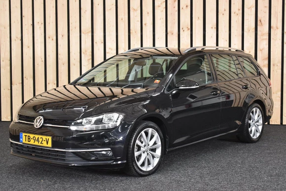 Volkswagen Golf - Afbeelding 1 van 30