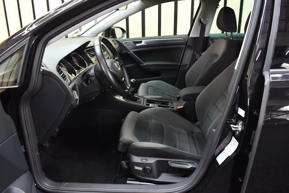 Volkswagen Golf - Afbeelding 4 van 30