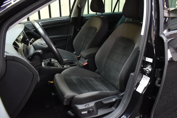 Volkswagen Golf - Afbeelding 26 van 30