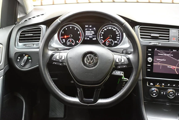 Volkswagen Golf - Afbeelding 29 van 30