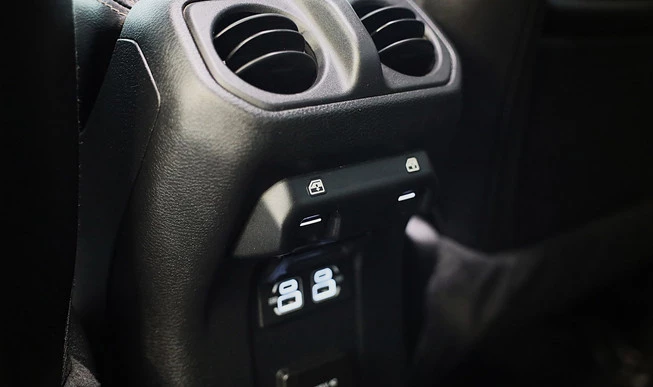 Jeep Wrangler - Afbeelding 29 van 30