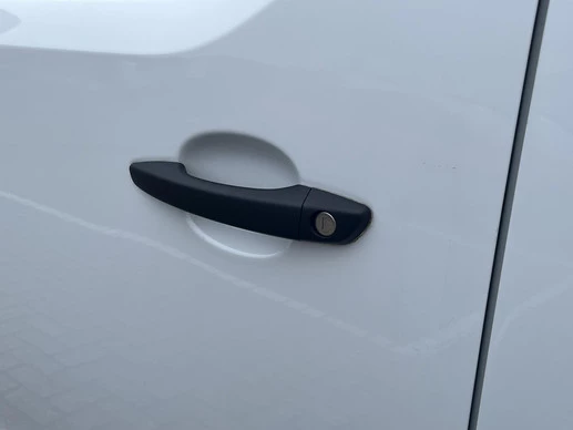 Peugeot e-Expert - Afbeelding 25 van 30