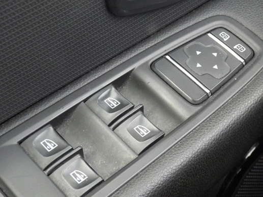 Renault Clio - Afbeelding 29 van 30