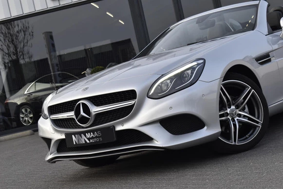 Mercedes-Benz SLC - Afbeelding 2 van 15