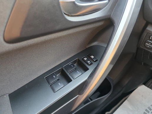 Toyota Auris - Afbeelding 11 van 24