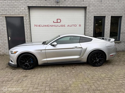 Ford Mustang - Afbeelding 2 van 23
