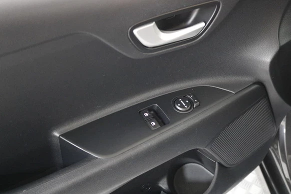 Kia Rio - Afbeelding 13 van 30