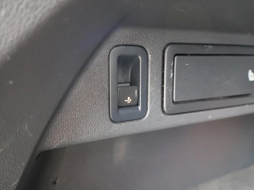 Volkswagen Tiguan - Afbeelding 16 van 30