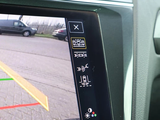 Volkswagen Tiguan - Afbeelding 28 van 30