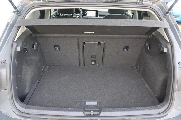 Volkswagen Golf - Afbeelding 16 van 30