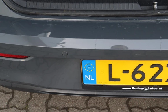 Volkswagen Golf - Afbeelding 17 van 30