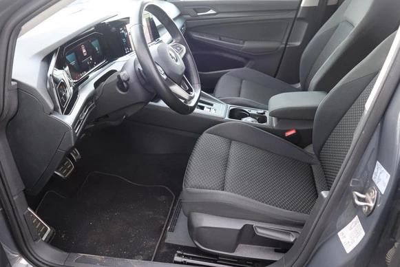 Volkswagen Golf - Afbeelding 18 van 30