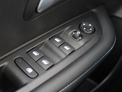 Peugeot 208 - Afbeelding 23 van 30