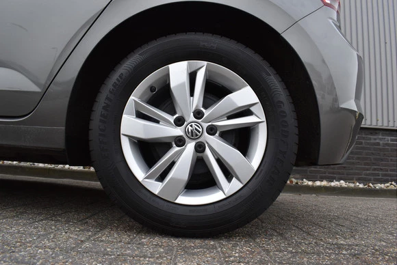 Volkswagen Polo - Afbeelding 15 van 27