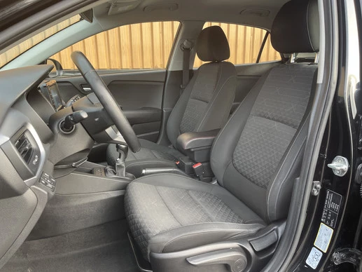 Kia Rio - Afbeelding 8 van 23