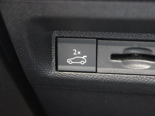 Peugeot 408 - Afbeelding 28 van 30