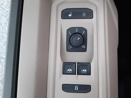 Volkswagen Multivan - Afbeelding 26 van 30