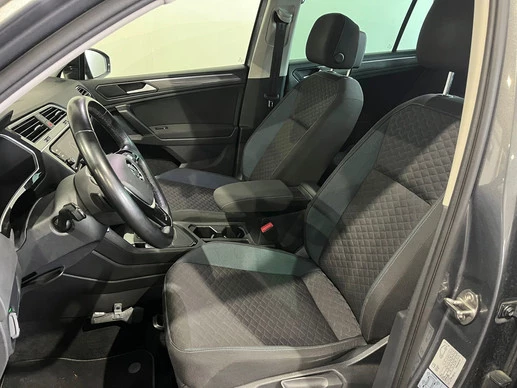 Volkswagen Tiguan - Afbeelding 11 van 21