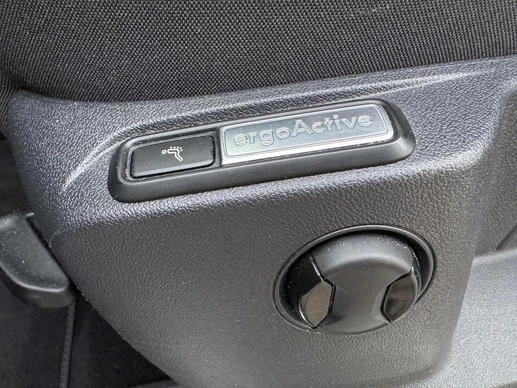 Volkswagen Tiguan - Afbeelding 23 van 30