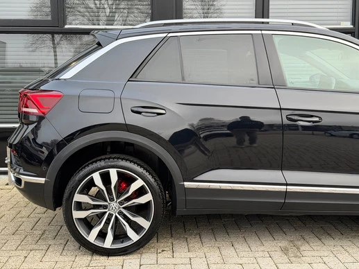 Volkswagen T-Roc - Afbeelding 28 van 30