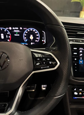 Volkswagen Tiguan - Afbeelding 28 van 30