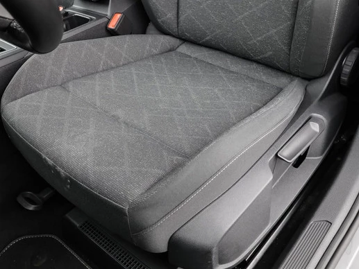 Volkswagen Golf - Afbeelding 9 van 30