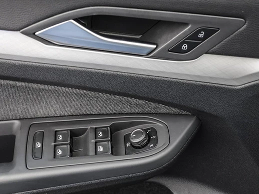 Volkswagen Golf - Afbeelding 12 van 30