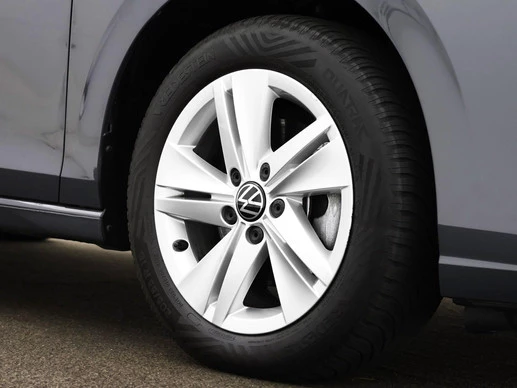 Volkswagen Golf - Afbeelding 19 van 30