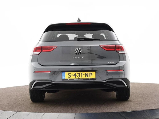 Volkswagen Golf - Afbeelding 22 van 30