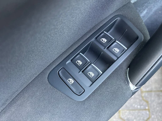 Volkswagen Golf - Afbeelding 14 van 22