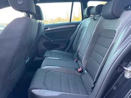 Volkswagen Golf - Afbeelding 17 van 22