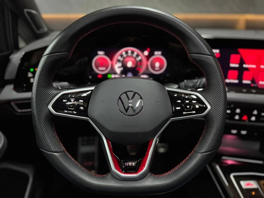 Volkswagen Golf - Afbeelding 18 van 30