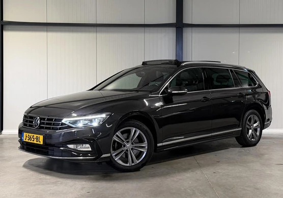 Volkswagen Passat - Afbeelding 1 van 30