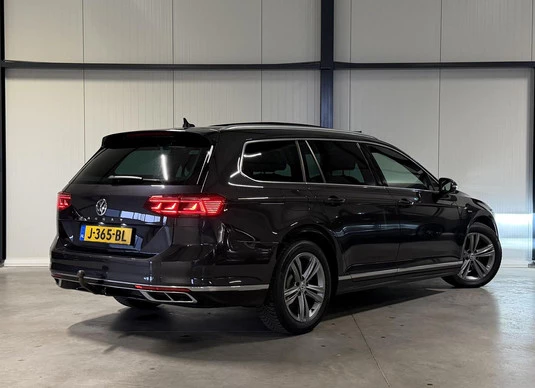 Volkswagen Passat - Afbeelding 3 van 30