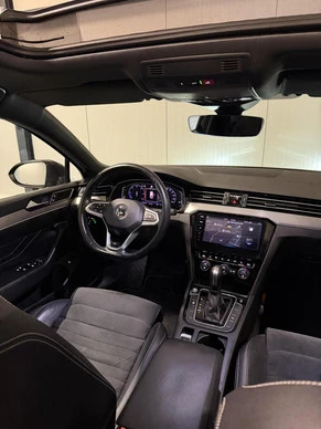 Volkswagen Passat - Afbeelding 10 van 30