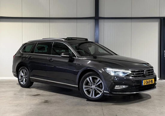 Volkswagen Passat - Afbeelding 24 van 30